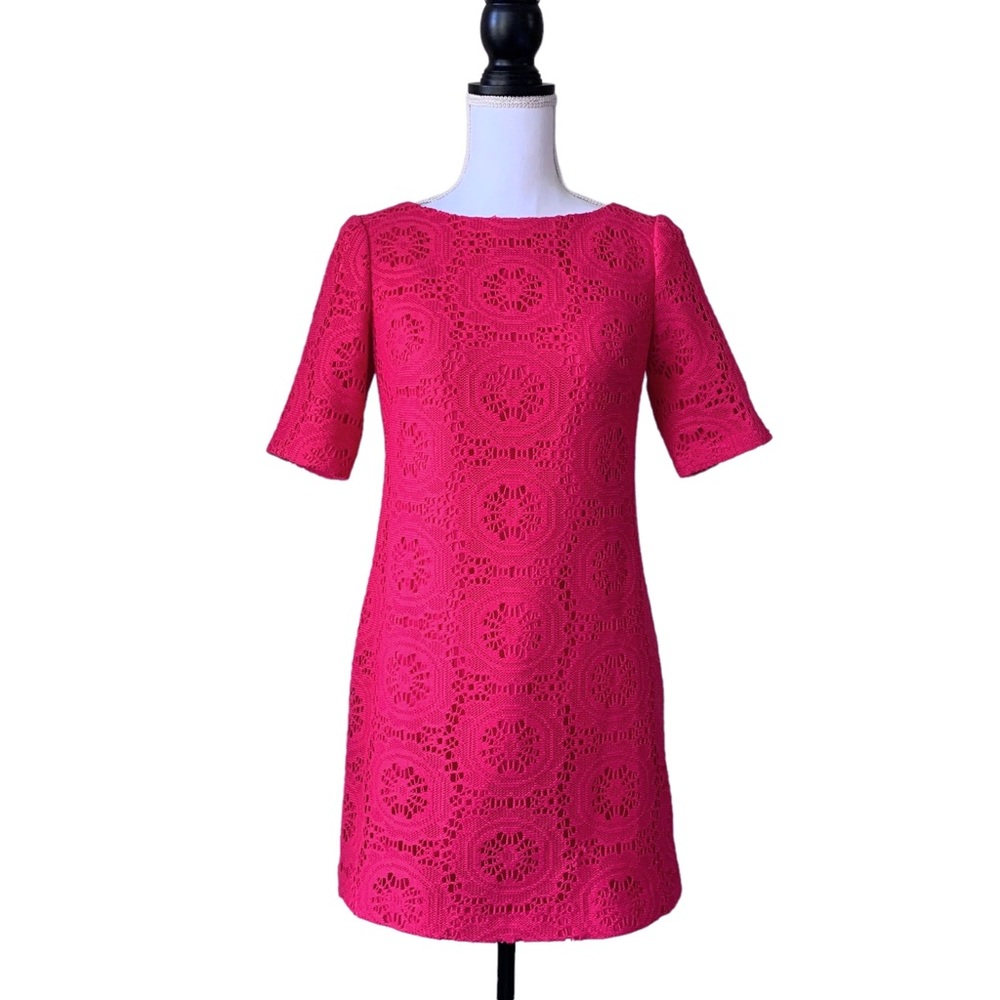 ADRIANNA PAPELL HOT PINK MEDALLION LACE CUTOUT SHIFT DRESS